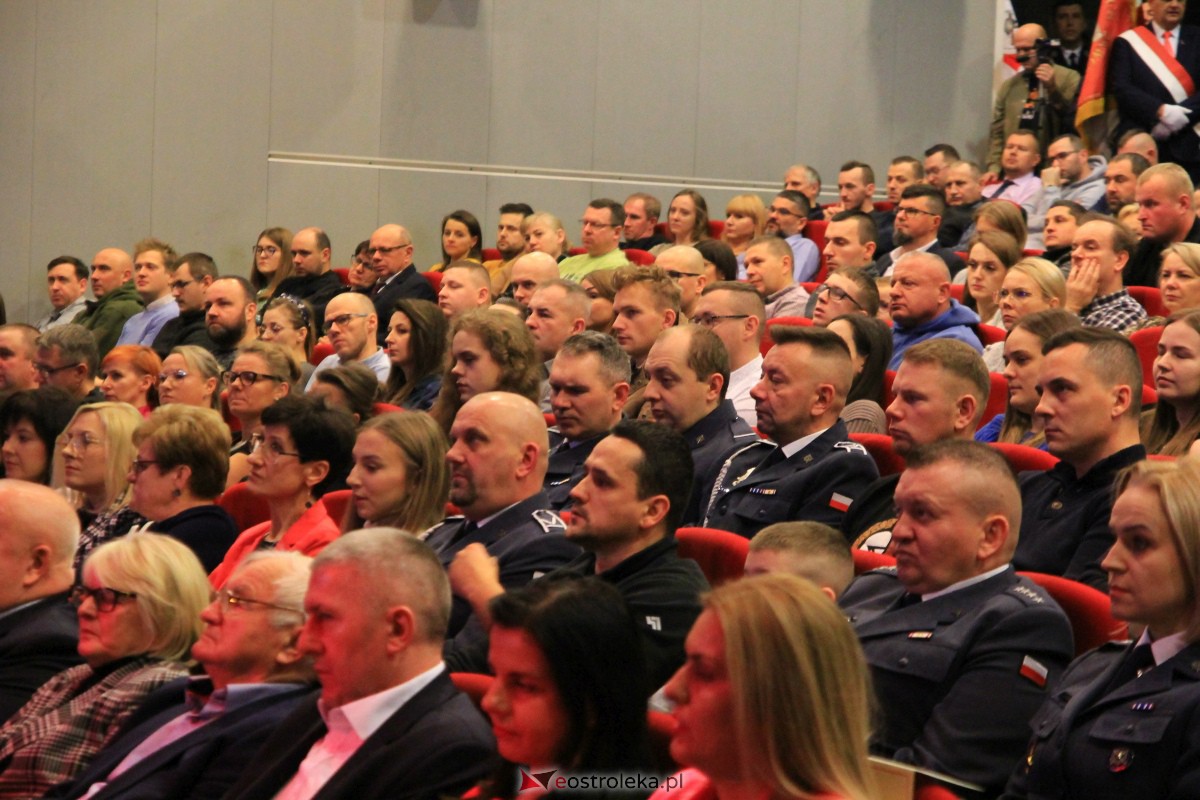 Roczna gala klubów Honorowych Dawców Krwi w OCK [25.11.2023] - zdjęcie #107 - eOstroleka.pl