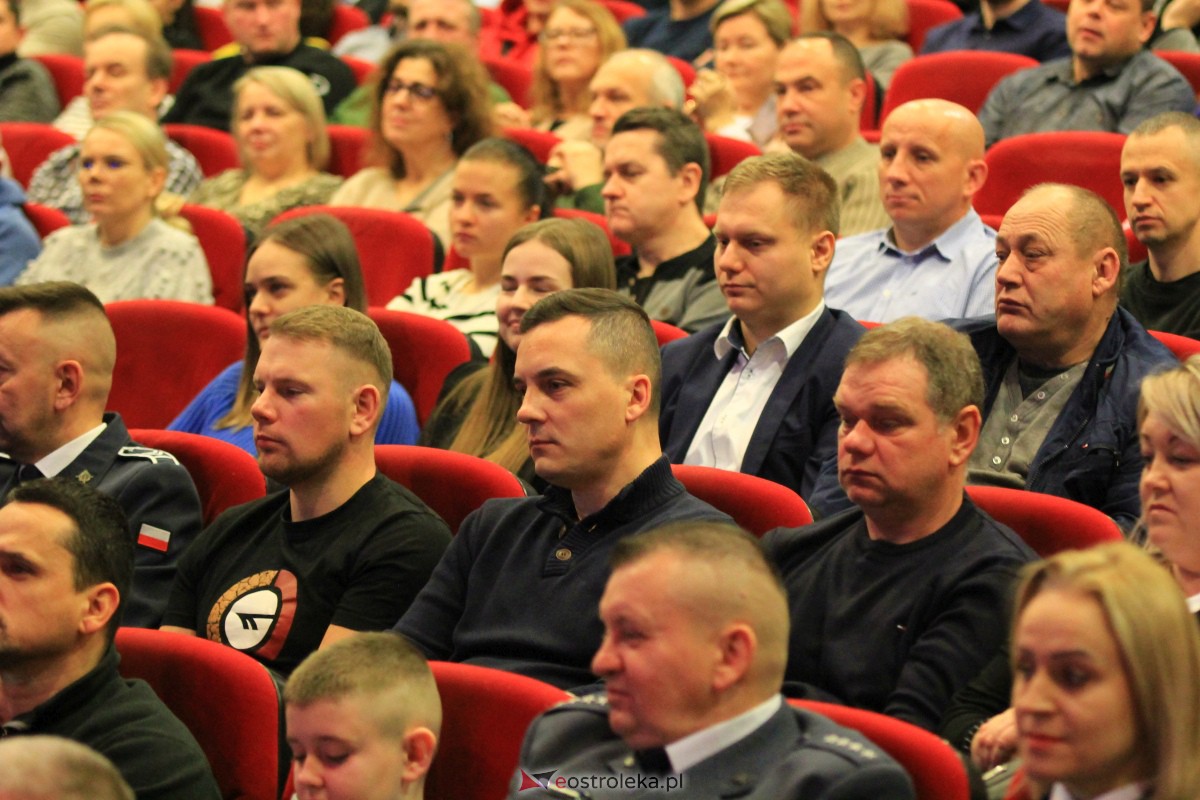 Roczna gala klubów Honorowych Dawców Krwi w OCK [25.11.2023] - zdjęcie #83 - eOstroleka.pl