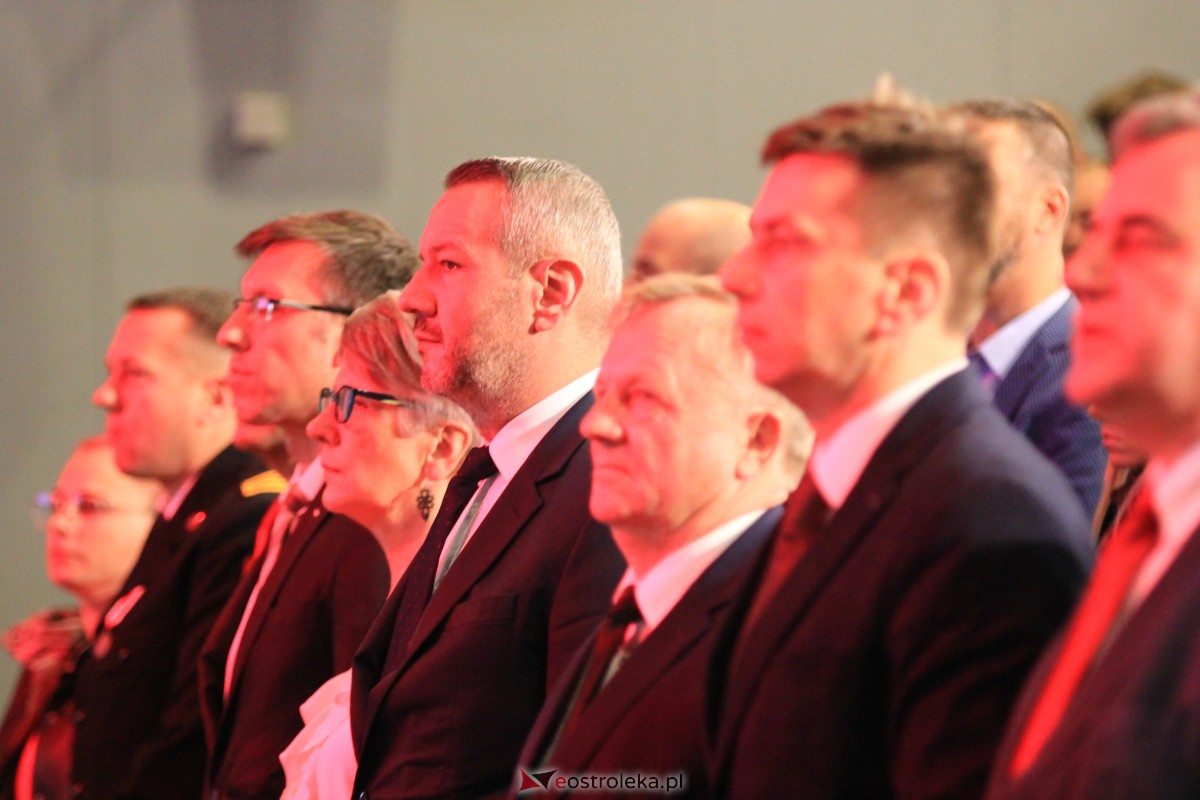 Roczna gala klubów Honorowych Dawców Krwi w OCK [25.11.2023] - zdjęcie #53 - eOstroleka.pl