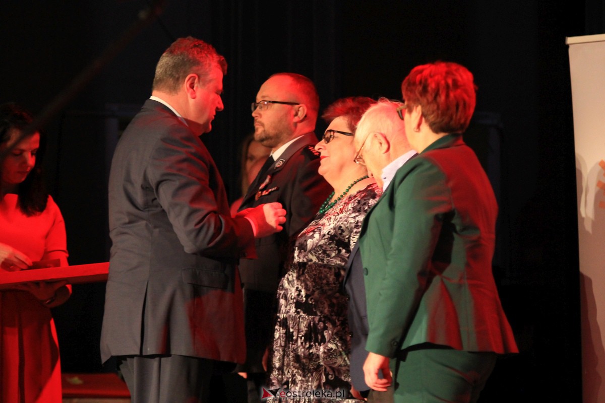 Roczna gala klubów Honorowych Dawców Krwi w OCK [25.11.2023] - zdjęcie #42 - eOstroleka.pl