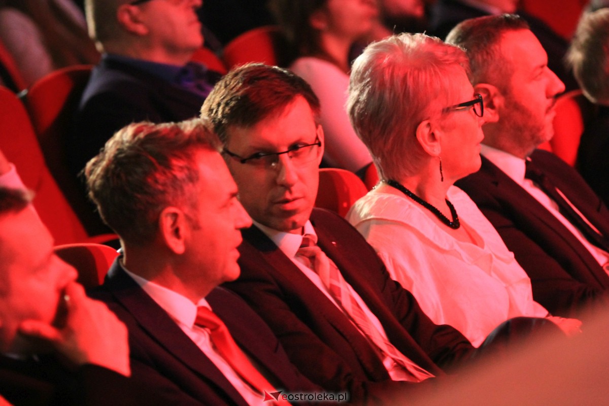Roczna gala klubów Honorowych Dawców Krwi w OCK [25.11.2023] - zdjęcie #38 - eOstroleka.pl