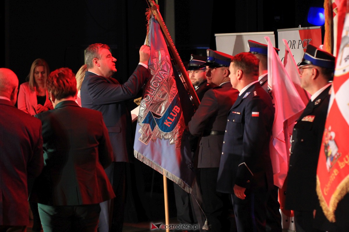 Roczna gala klubów Honorowych Dawców Krwi w OCK [25.11.2023] - zdjęcie #30 - eOstroleka.pl