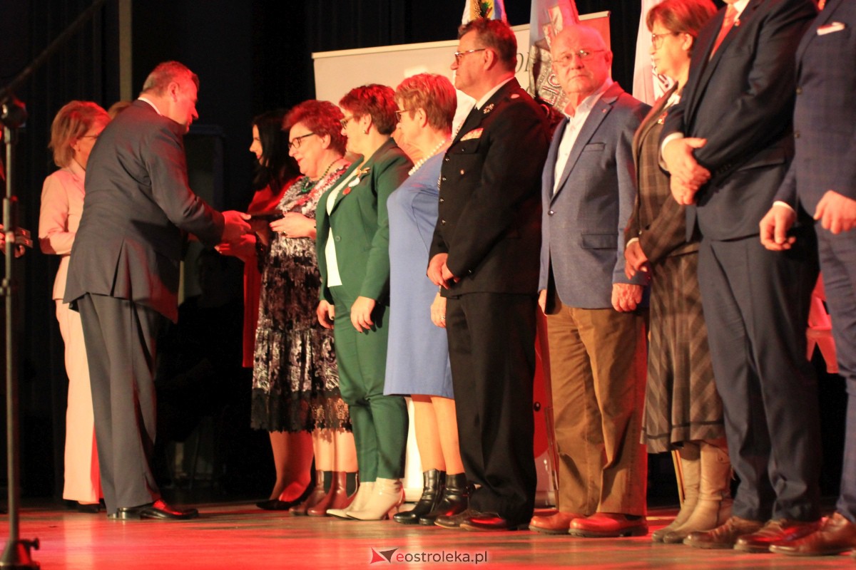 Roczna gala klubów Honorowych Dawców Krwi w OCK [25.11.2023] - zdjęcie #21 - eOstroleka.pl