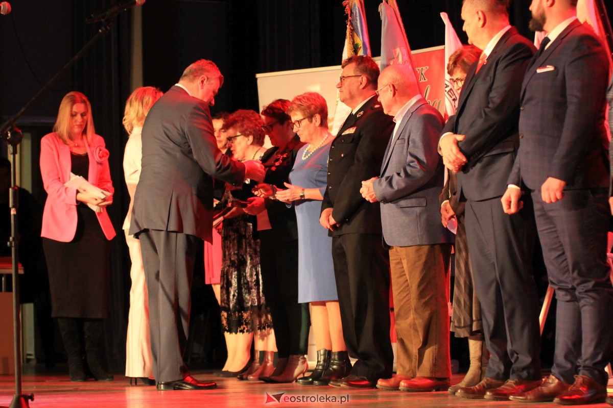Roczna gala klubów Honorowych Dawców Krwi w OCK [25.11.2023] - zdjęcie #19 - eOstroleka.pl