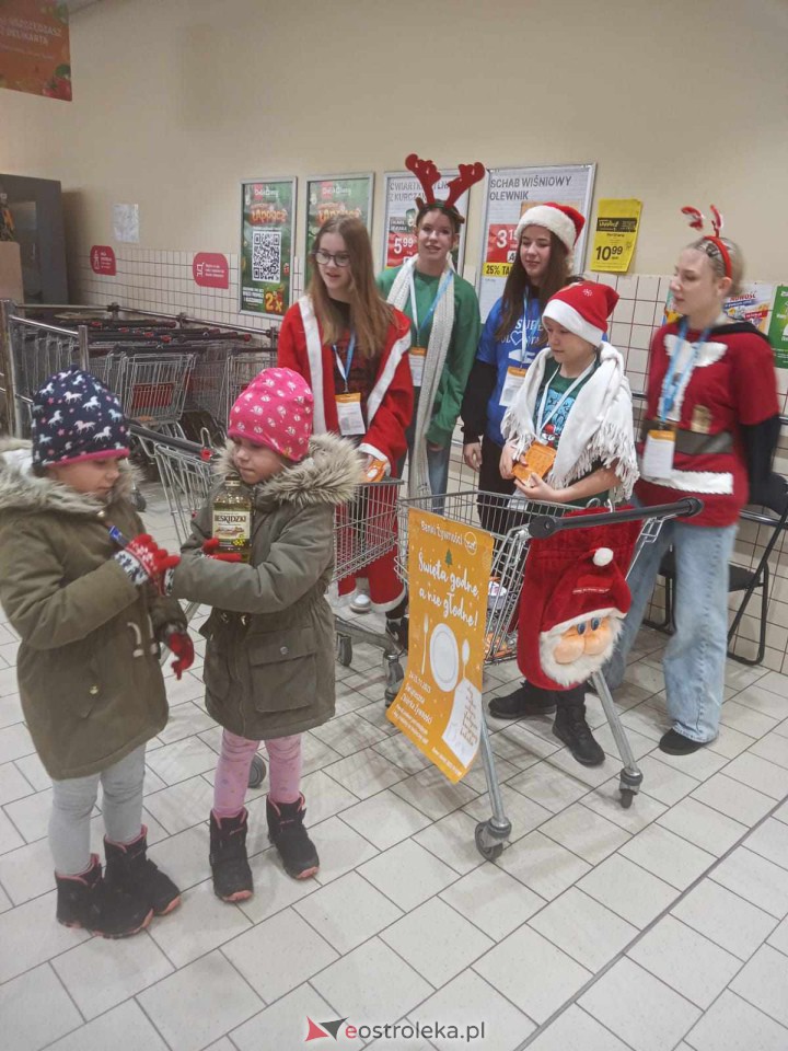 Świąteczna Zbiórka Żywności 2023 - drugi dzień akcji [25.11.2023] - zdjęcie #24 - eOstroleka.pl