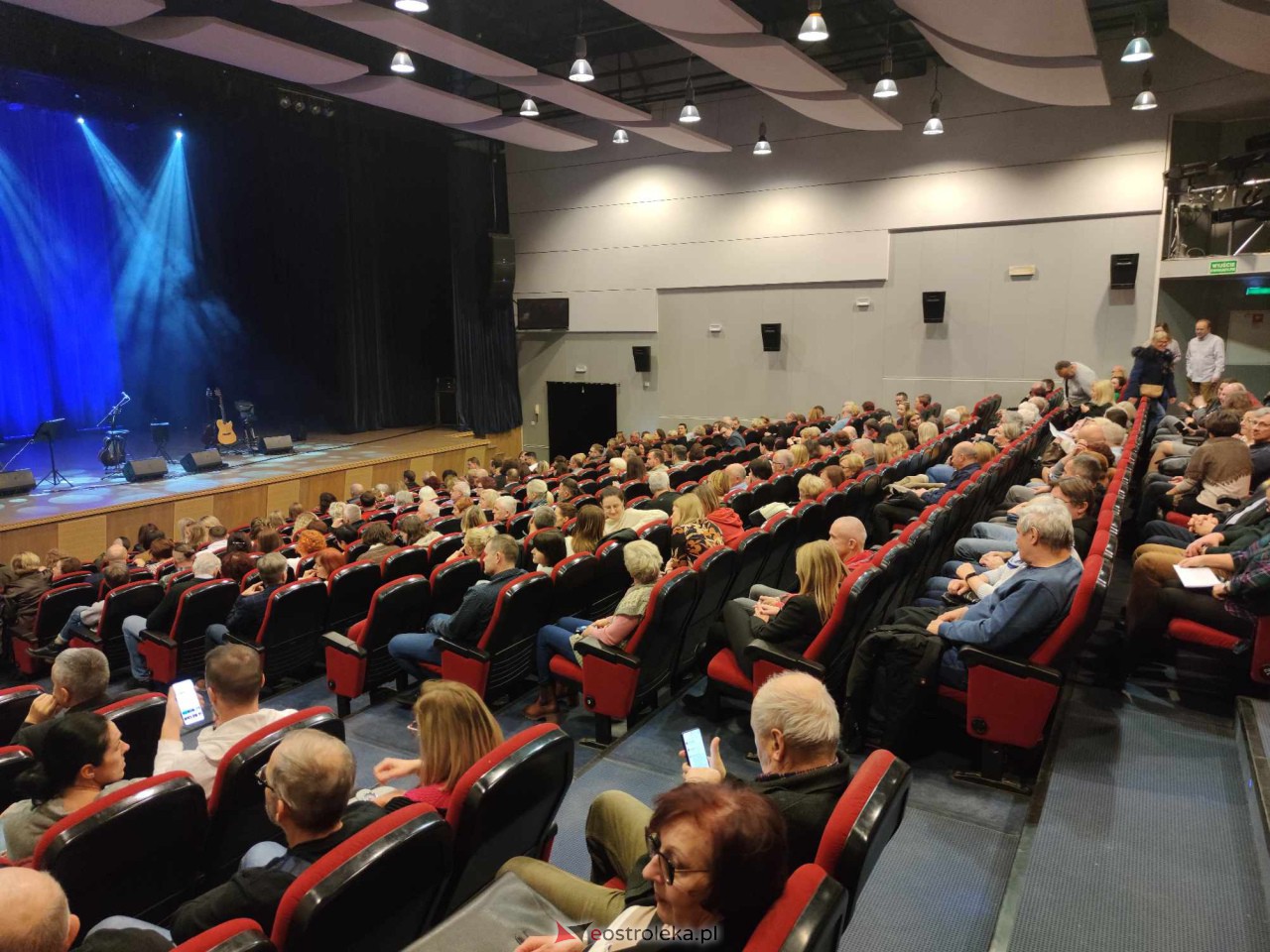 Kuba Sienkiewicz w Ostrołęce [25.11.2023] - zdjęcie #17 - eOstroleka.pl
