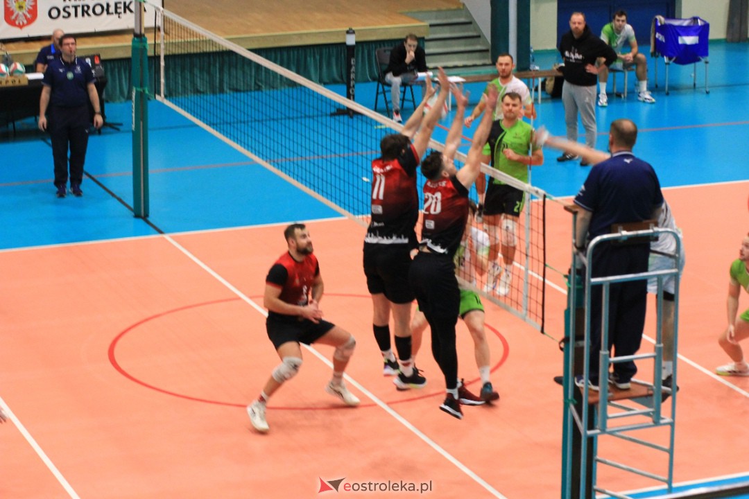 SPS Volley Ostrołęka - Polcanex Kobyłka [25.11.2023] - zdjęcie #96 - eOstroleka.pl