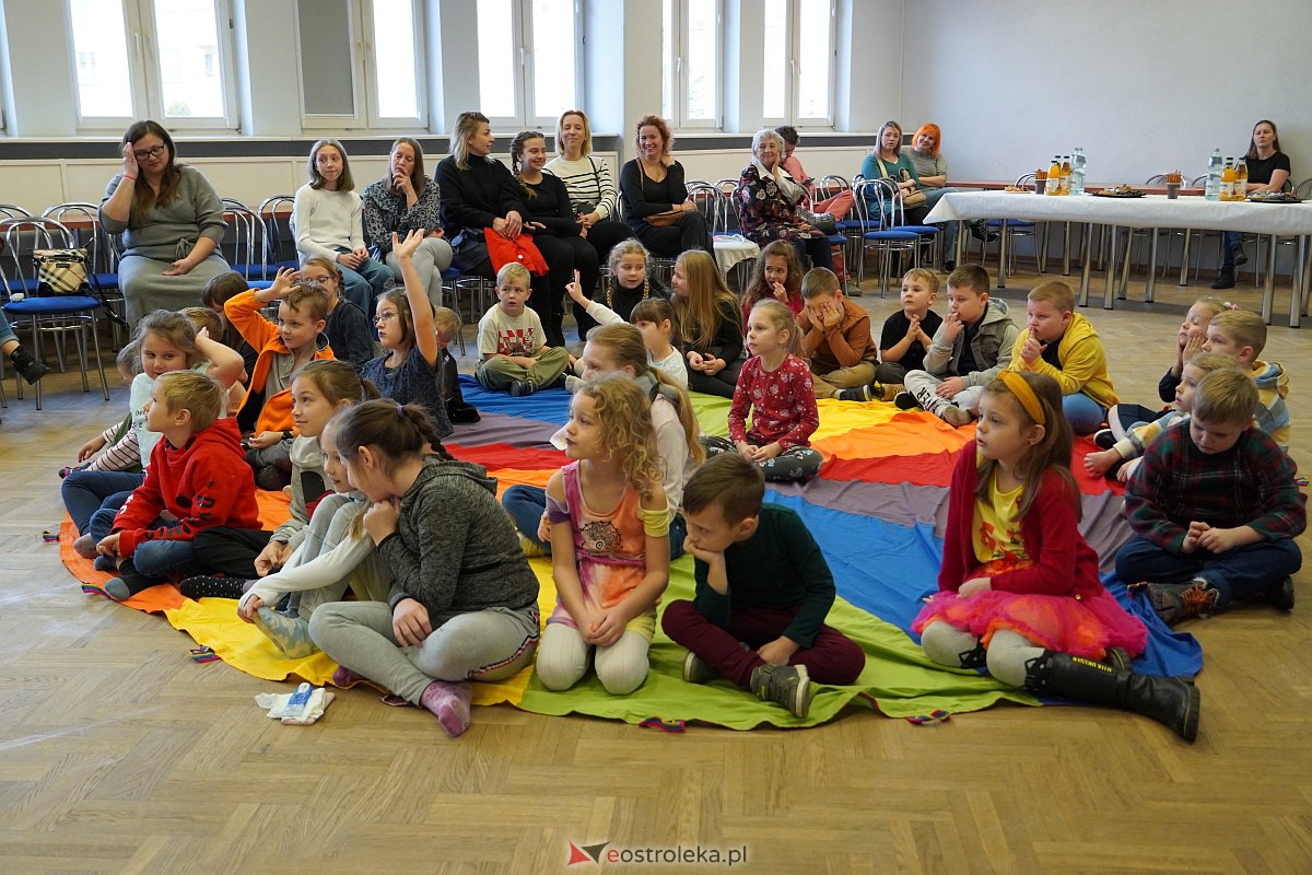 Andrzejki dla dzieci z Ostrołęcką Spółdzielnią Mieszkaniową [26.11.2023] - zdjęcie #19 - eOstroleka.pl