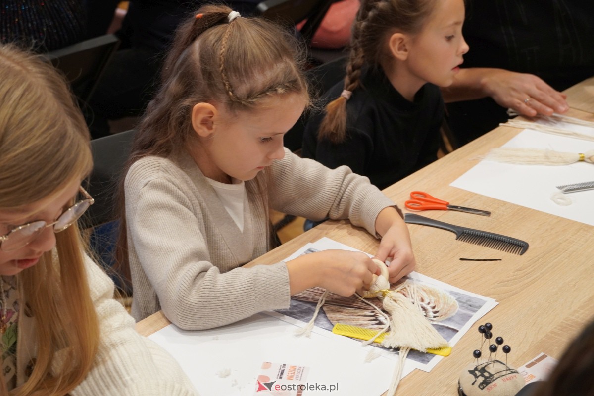 Niedziela w Muzeum: Makrama z aniołkiem [26.11.2023] - zdjęcie #13 - eOstroleka.pl