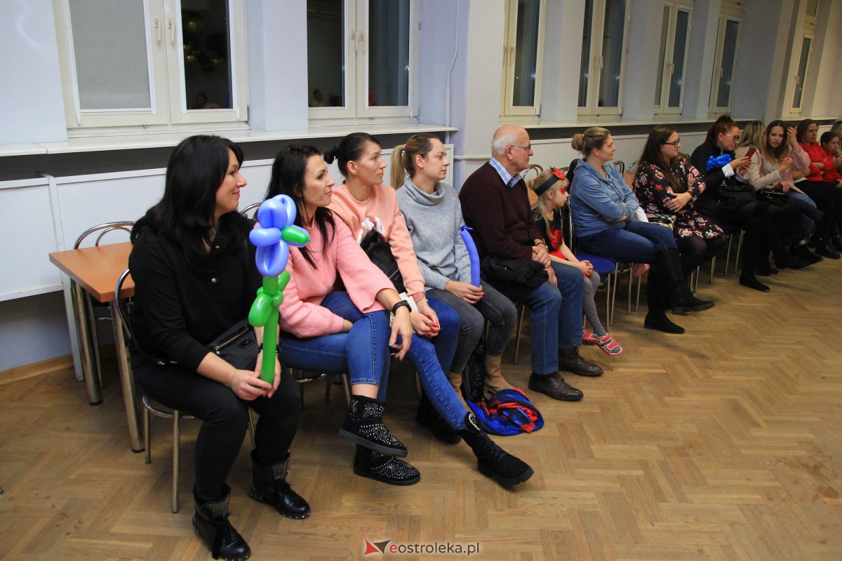 Andrzejkowa zabawa w Klubie Lokator [25.11.2023] - zdjęcie #38 - eOstroleka.pl