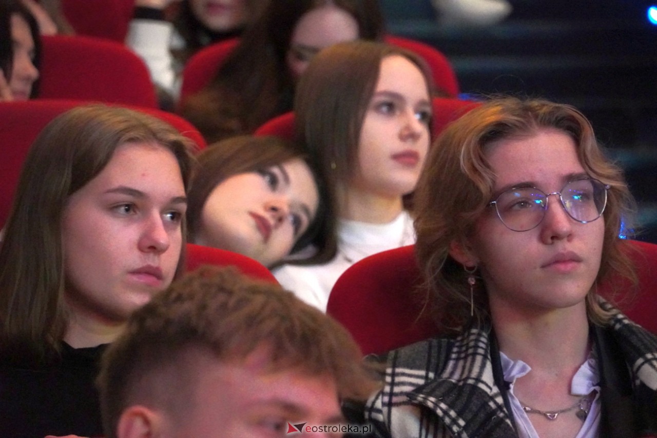 Uroczystość 55-lecia Zespołu Szkół Zawodowych Nr 4 im. Adama Chętnika w Ostrołęce [27.11.2023] - zdjęcie #24 - eOstroleka.pl