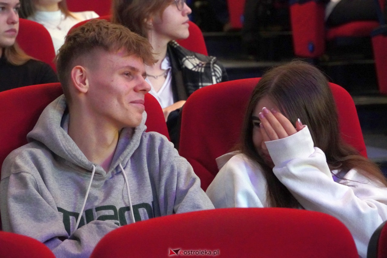 Uroczystość 55-lecia Zespołu Szkół Zawodowych Nr 4 im. Adama Chętnika w Ostrołęce [27.11.2023] - zdjęcie #21 - eOstroleka.pl