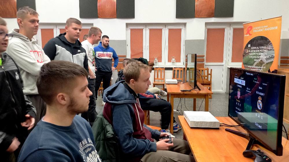 Turniej e-sportowy w Lelisie  - zdjęcie #1 - eOstroleka.pl