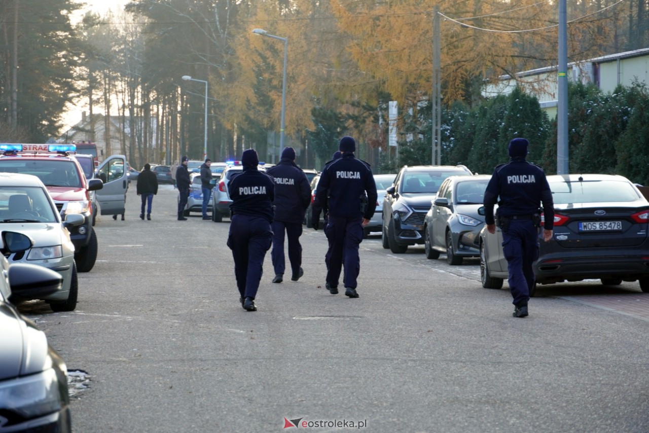 Atak nożownika w ZSP w Kadzidle [29.11.2023] - zdjęcie #48 - eOstroleka.pl