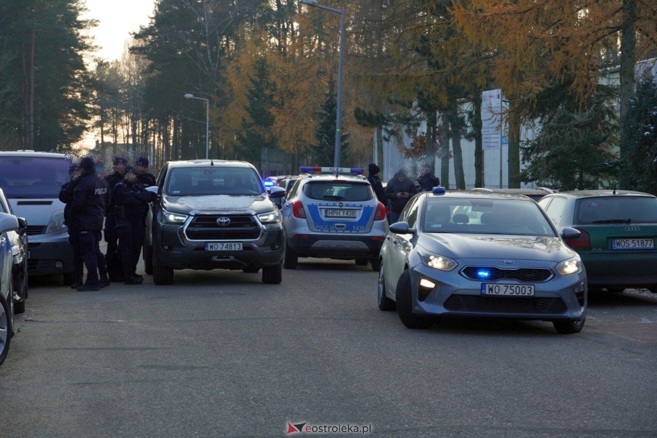 Atak nożownika w ZSP w Kadzidle [29.11.2023] - zdjęcie #21 - eOstroleka.pl