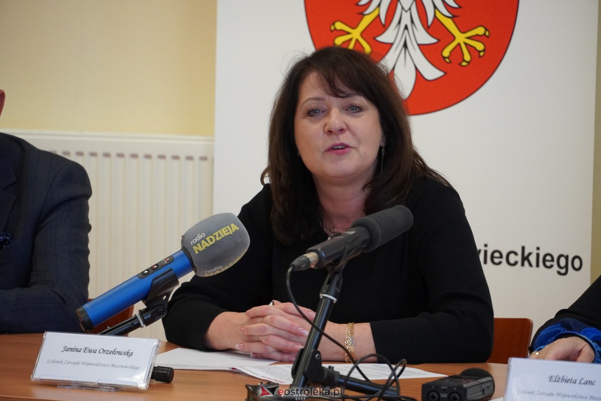 Konferencja Jak pomaga Sejmik Województwa Mazowieckiego regionowi ostrołęckiemu? [30.11.2023] - zdjęcie #12 - eOstroleka.pl
