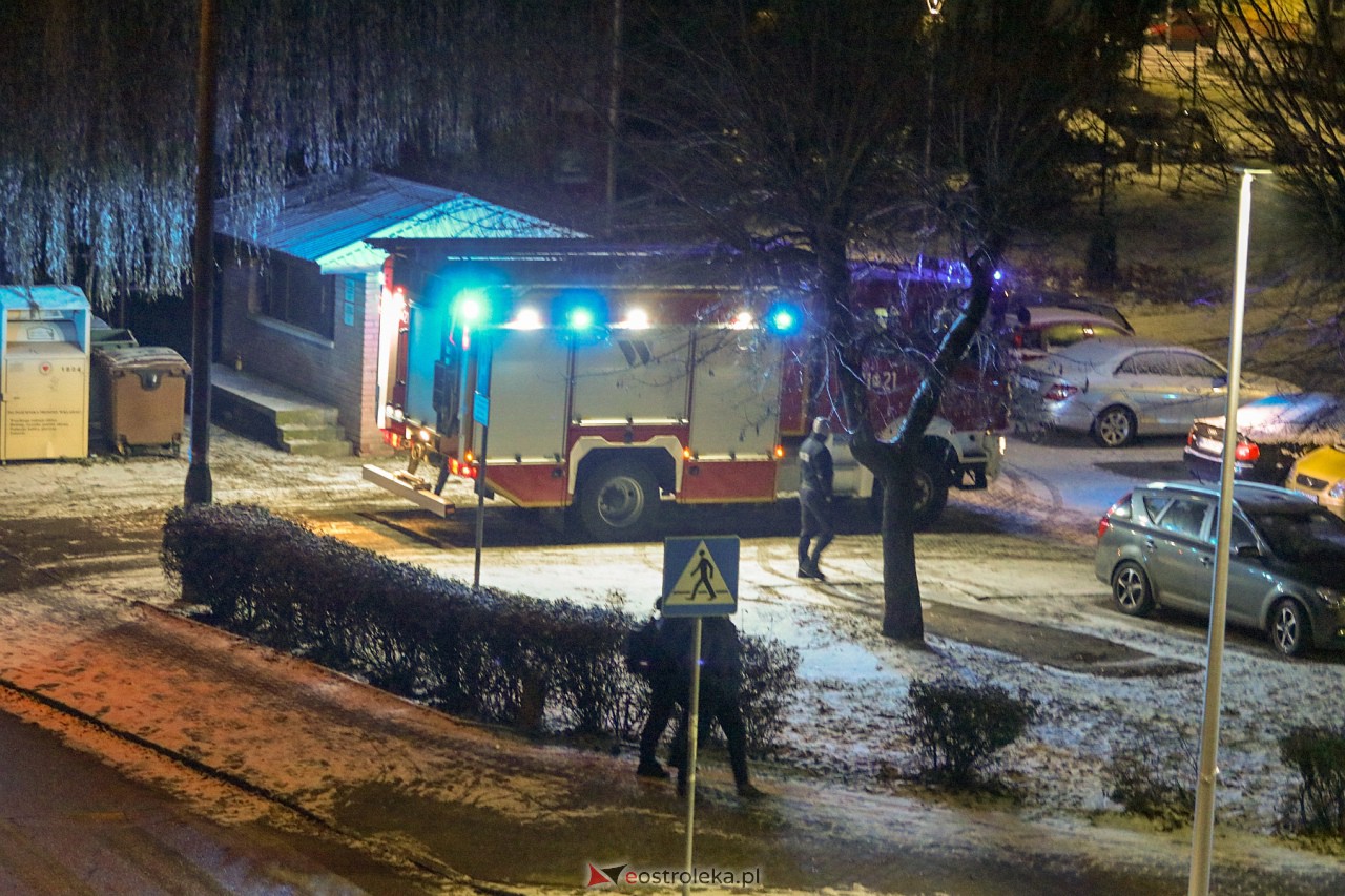 Akcja służb przy Goworowskiej [30.11.2023] - zdjęcie #5 - eOstroleka.pl
