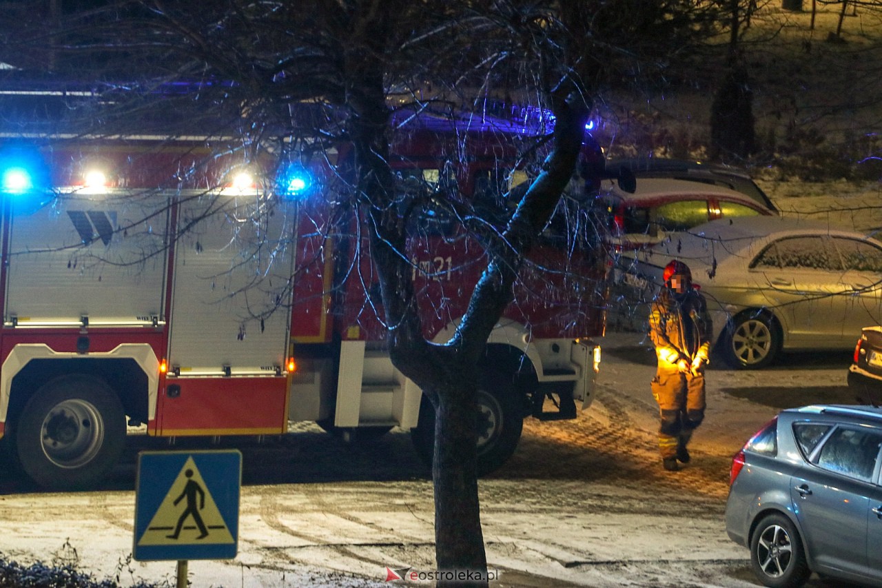 Akcja służb przy Goworowskiej [30.11.2023] - zdjęcie #4 - eOstroleka.pl