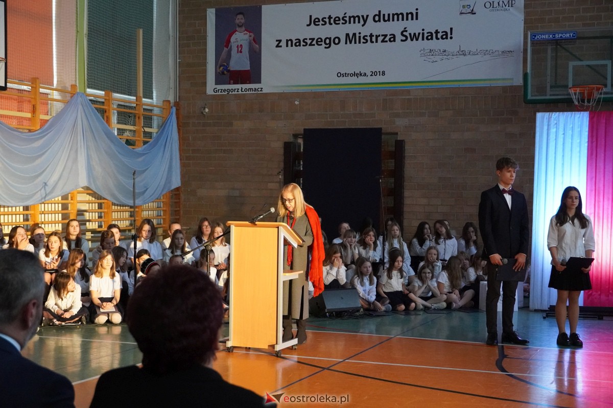 Uroczystość odsłonięcia Pomnika Ławeczki Zofii Niedziałkowskiej [1.12.2023] - zdjęcie #33 - eOstroleka.pl