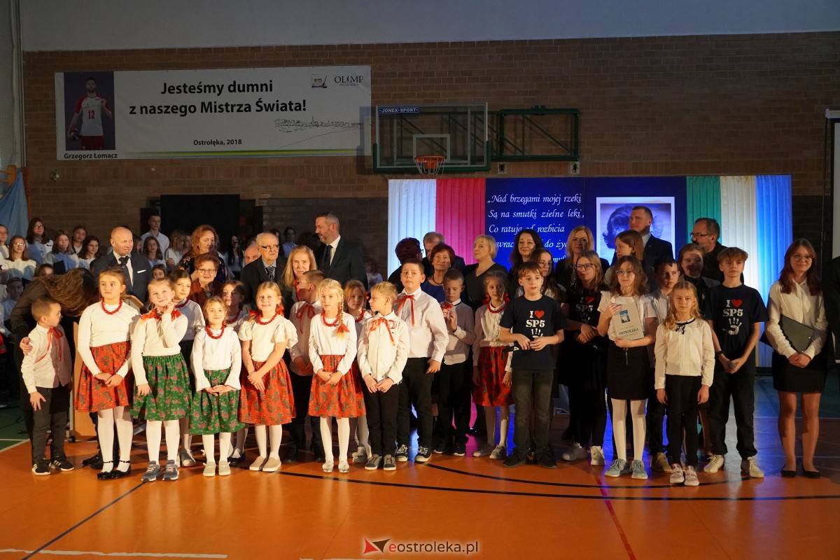 Uroczystość odsłonięcia Pomnika Ławeczki Zofii Niedziałkowskiej [1.12.2023] - zdjęcie #5 - eOstroleka.pl
