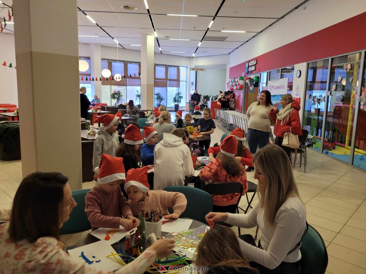Rodzinne Spotkanie Mikołajkowe [02.12.2023] - zdjęcie #5 - eOstroleka.pl