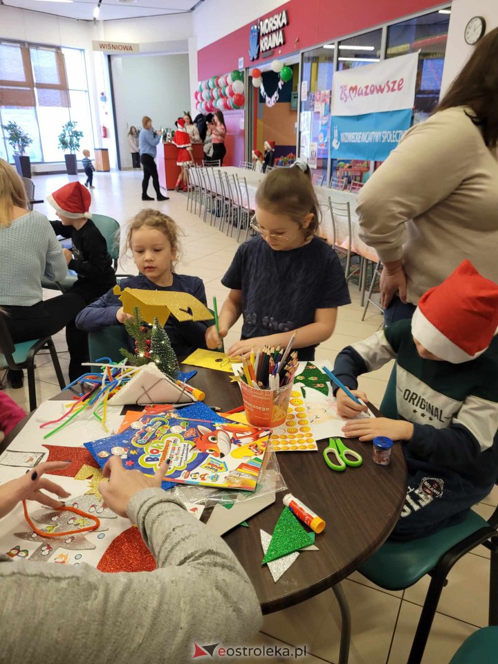 Rodzinne Spotkanie Mikołajkowe [02.12.2023] - zdjęcie #3 - eOstroleka.pl