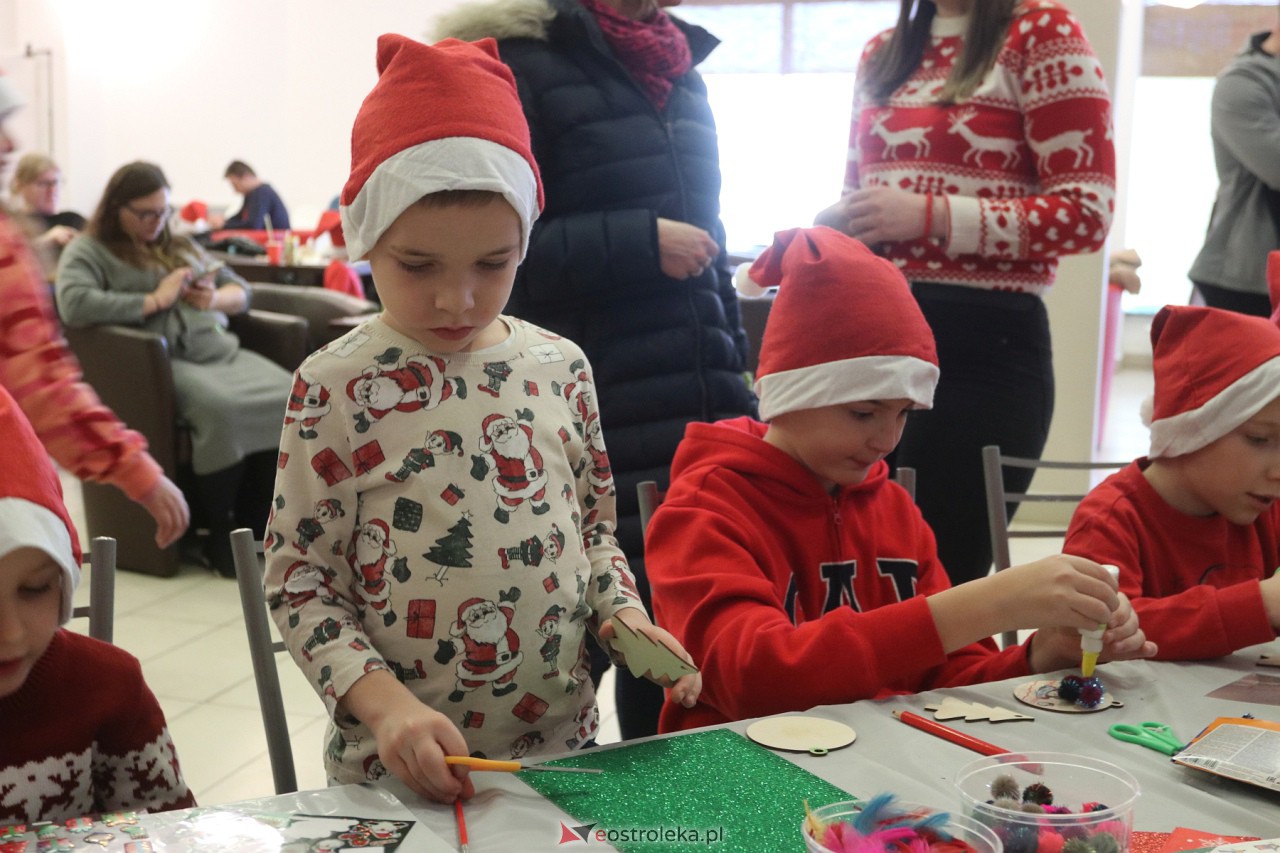 Rodzinne Spotkanie Mikołajkowe [02.12.2023] - zdjęcie #163 - eOstroleka.pl