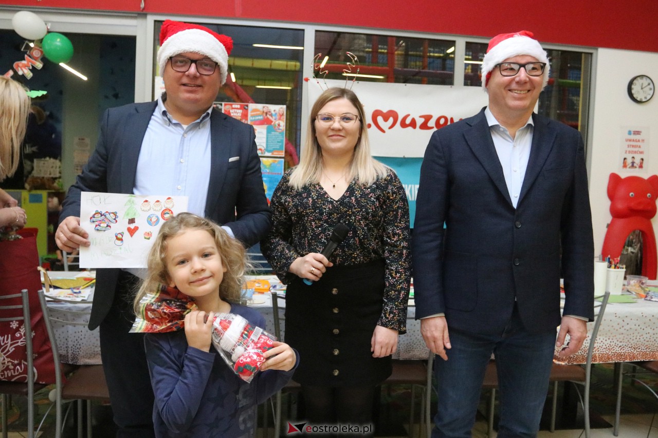 Rodzinne Spotkanie Mikołajkowe [02.12.2023] - zdjęcie #111 - eOstroleka.pl