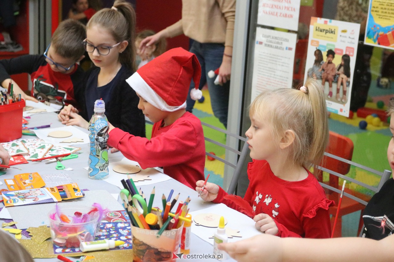 Rodzinne Spotkanie Mikołajkowe [02.12.2023] - zdjęcie #97 - eOstroleka.pl