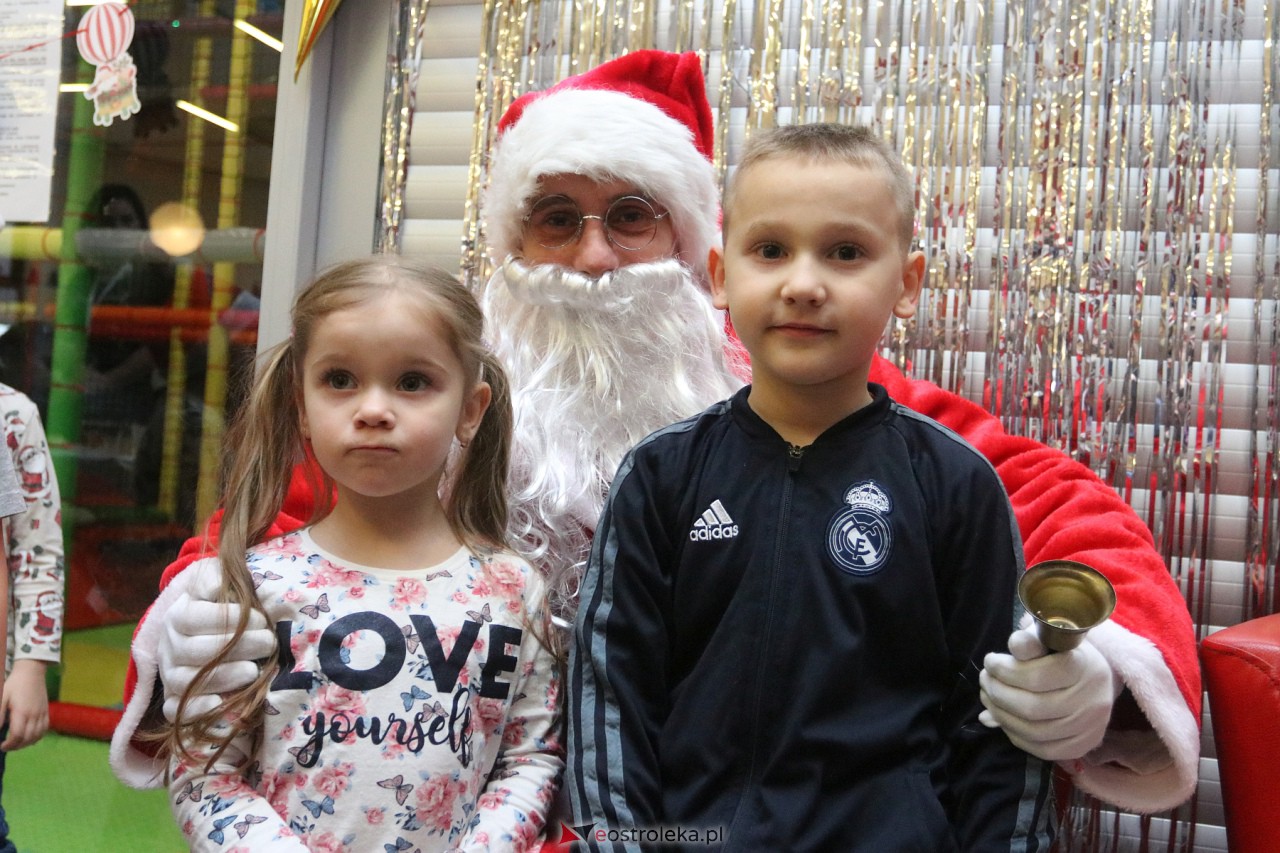 Rodzinne Spotkanie Mikołajkowe [02.12.2023] - zdjęcie #73 - eOstroleka.pl