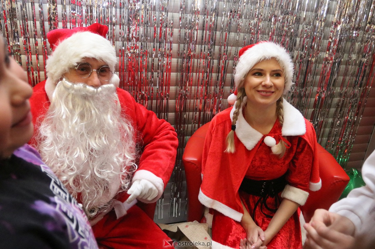 Rodzinne Spotkanie Mikołajkowe [02.12.2023] - zdjęcie #71 - eOstroleka.pl