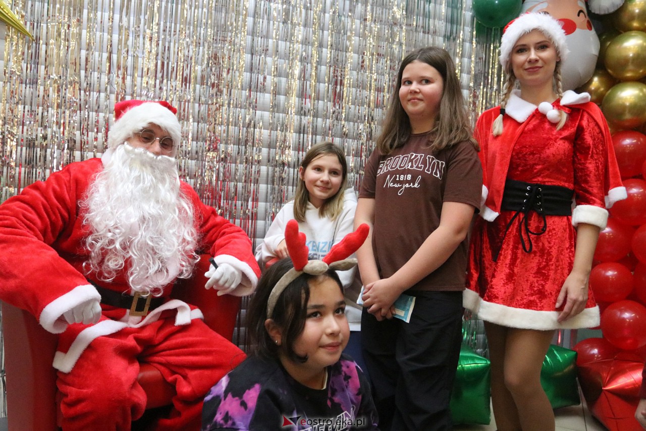 Rodzinne Spotkanie Mikołajkowe [02.12.2023] - zdjęcie #70 - eOstroleka.pl