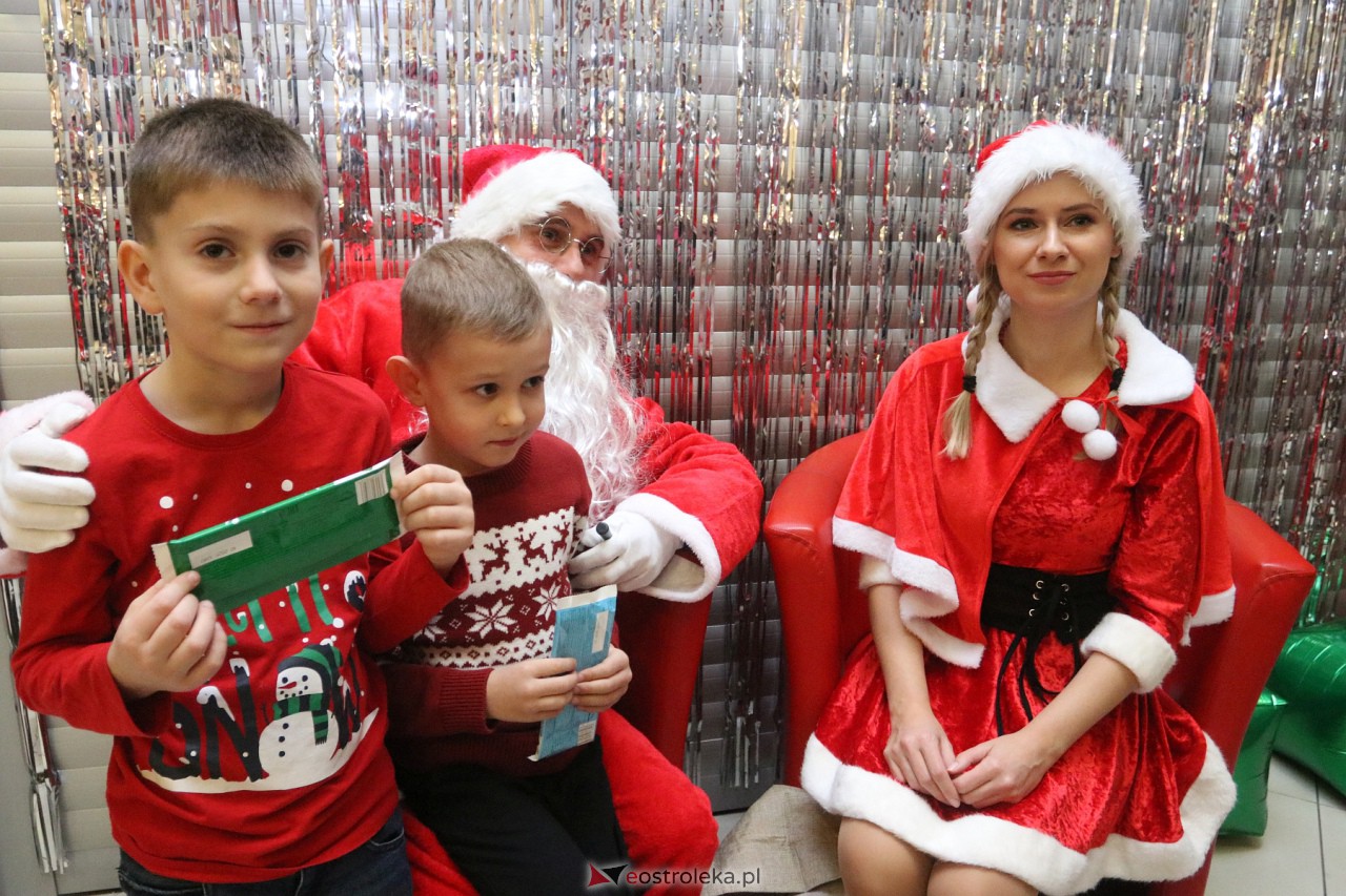 Rodzinne Spotkanie Mikołajkowe [02.12.2023] - zdjęcie #69 - eOstroleka.pl