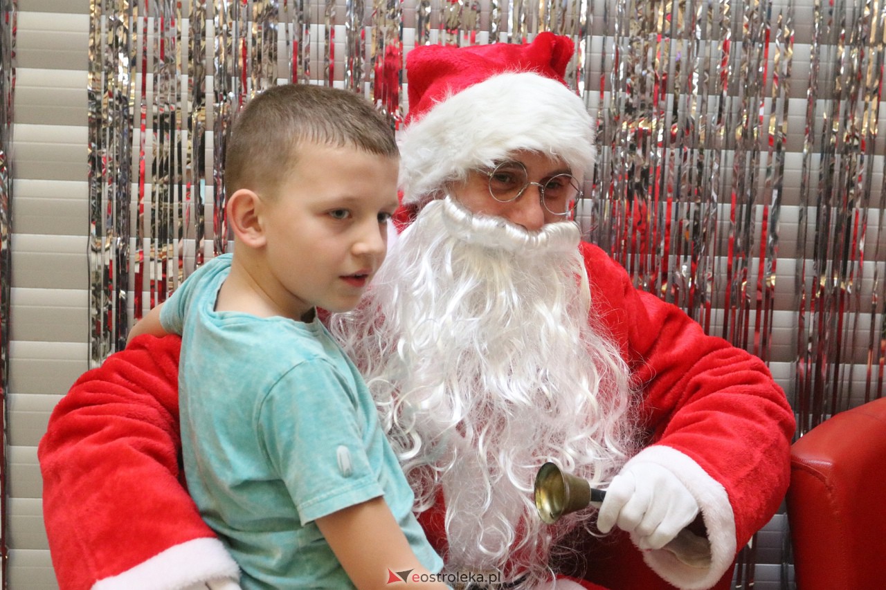 Rodzinne Spotkanie Mikołajkowe [02.12.2023] - zdjęcie #62 - eOstroleka.pl