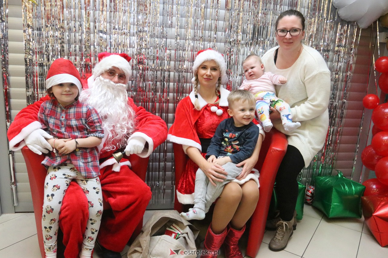 Rodzinne Spotkanie Mikołajkowe [02.12.2023] - zdjęcie #58 - eOstroleka.pl