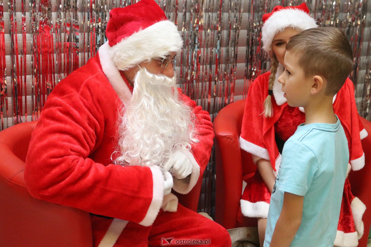 Rodzinne Spotkanie Mikołajkowe [02.12.2023] - zdjęcie #52 - eOstroleka.pl