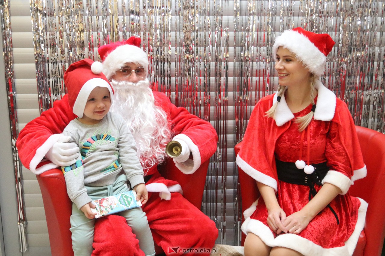 Rodzinne Spotkanie Mikołajkowe [02.12.2023] - zdjęcie #44 - eOstroleka.pl