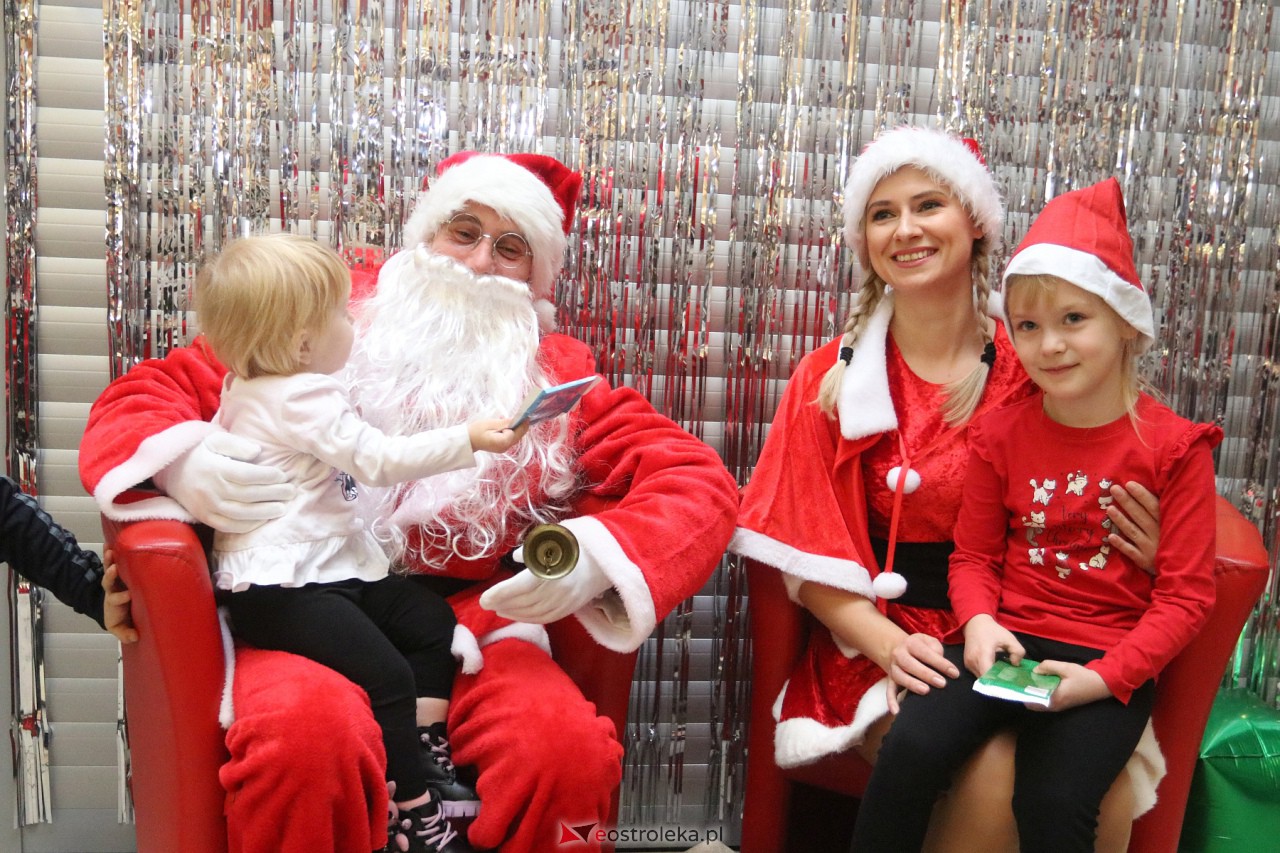 Rodzinne Spotkanie Mikołajkowe [02.12.2023] - zdjęcie #41 - eOstroleka.pl