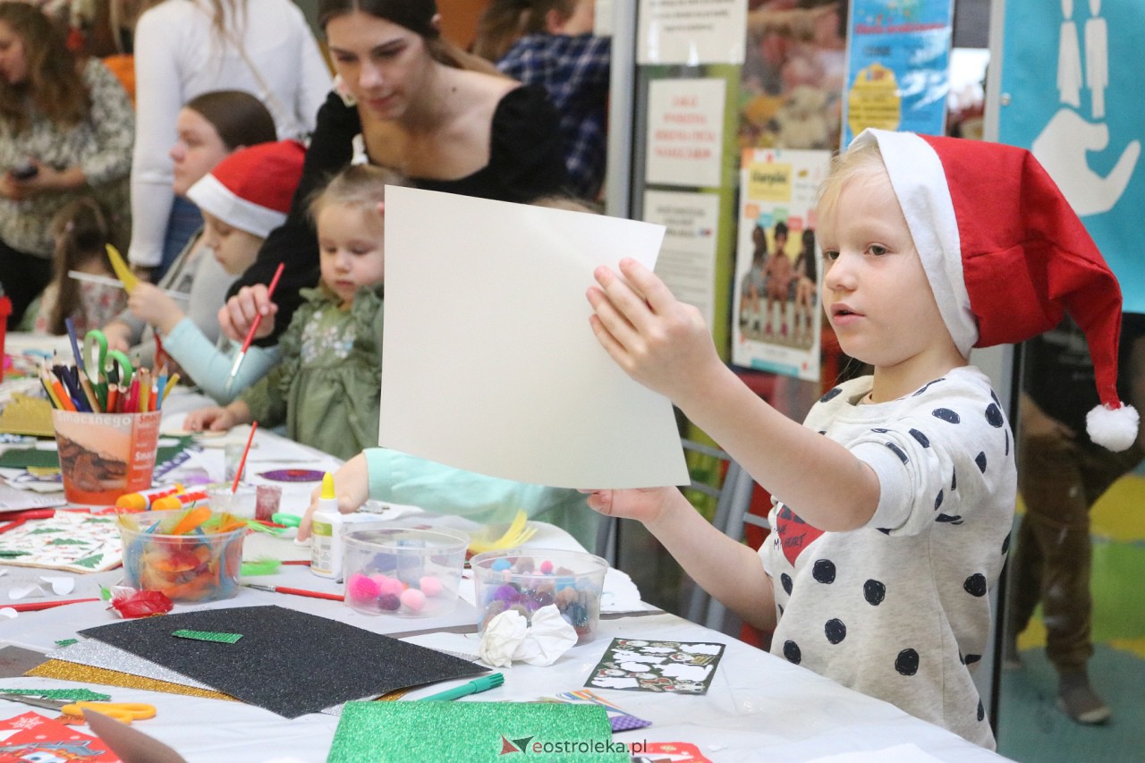 Rodzinne Spotkanie Mikołajkowe [02.12.2023] - zdjęcie #16 - eOstroleka.pl