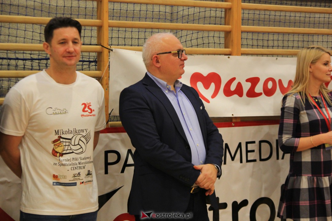 I Mikołajkowy Turniej Piłki Siatkowej z SM CENTRUM [02.12.2023] - zdjęcie #157 - eOstroleka.pl