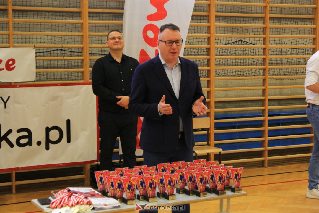 I Mikołajkowy Turniej Piłki Siatkowej z SM CENTRUM [02.12.2023] - zdjęcie #154 - eOstroleka.pl