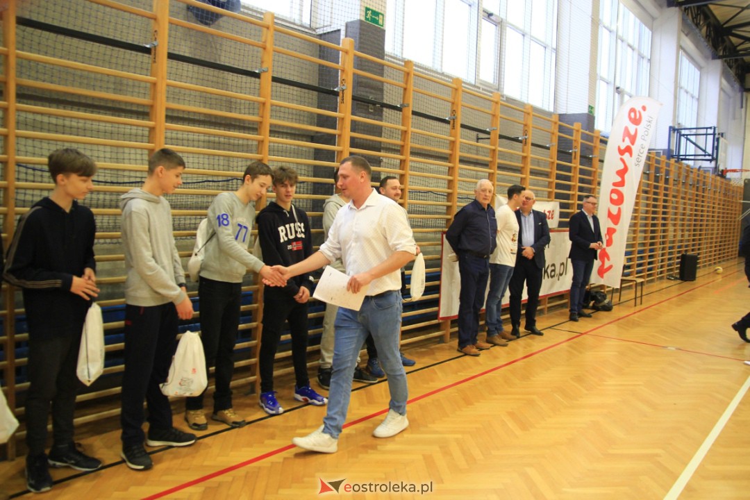 I Mikołajkowy Turniej Piłki Siatkowej z SM CENTRUM [02.12.2023] - zdjęcie #149 - eOstroleka.pl