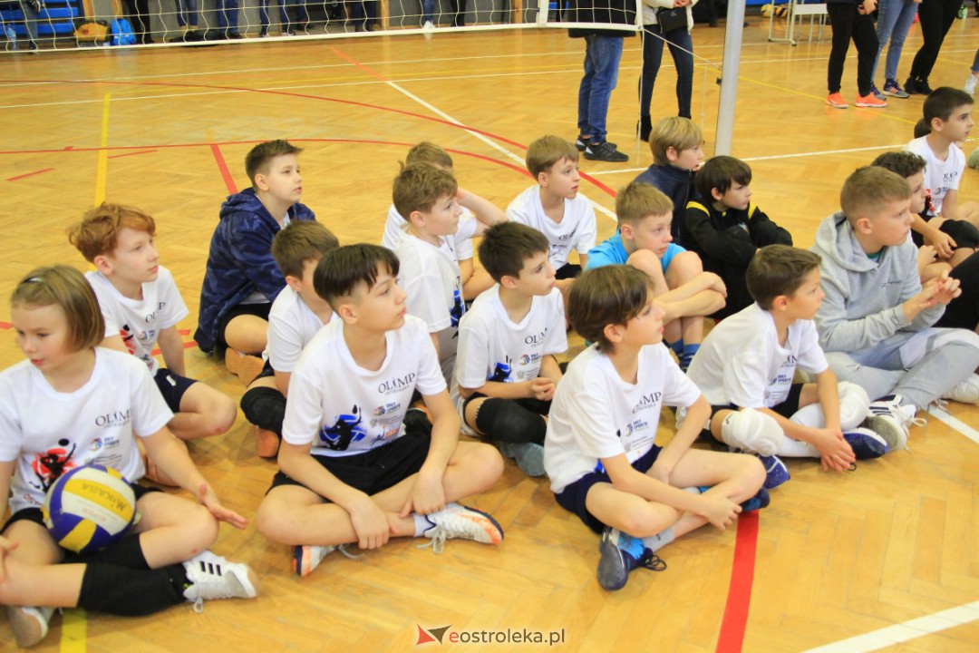 I Mikołajkowy Turniej Piłki Siatkowej z SM CENTRUM [02.12.2023] - zdjęcie #144 - eOstroleka.pl