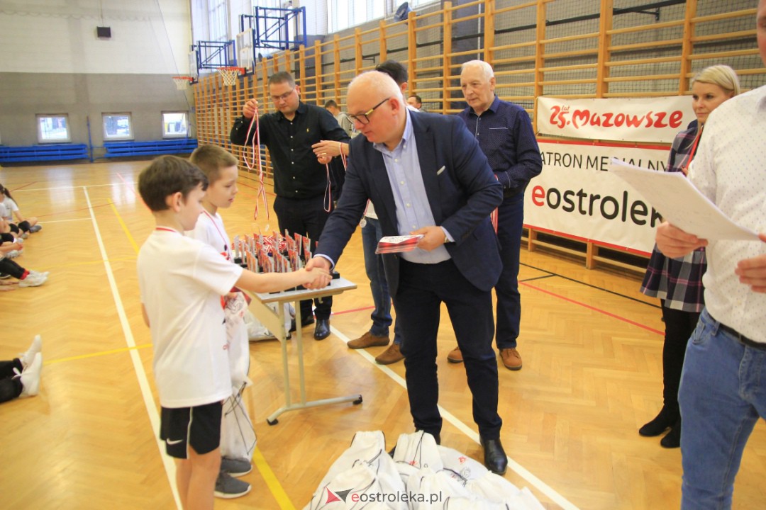 I Mikołajkowy Turniej Piłki Siatkowej z SM CENTRUM [02.12.2023] - zdjęcie #124 - eOstroleka.pl