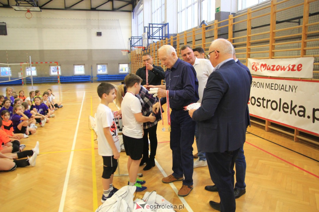 I Mikołajkowy Turniej Piłki Siatkowej z SM CENTRUM [02.12.2023] - zdjęcie #120 - eOstroleka.pl