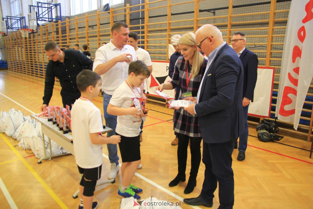 I Mikołajkowy Turniej Piłki Siatkowej z SM CENTRUM [02.12.2023] - zdjęcie #115 - eOstroleka.pl