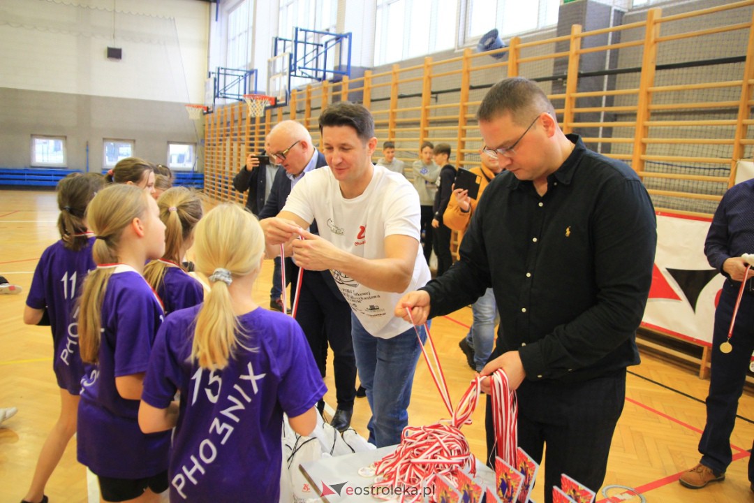 I Mikołajkowy Turniej Piłki Siatkowej z SM CENTRUM [02.12.2023] - zdjęcie #51 - eOstroleka.pl