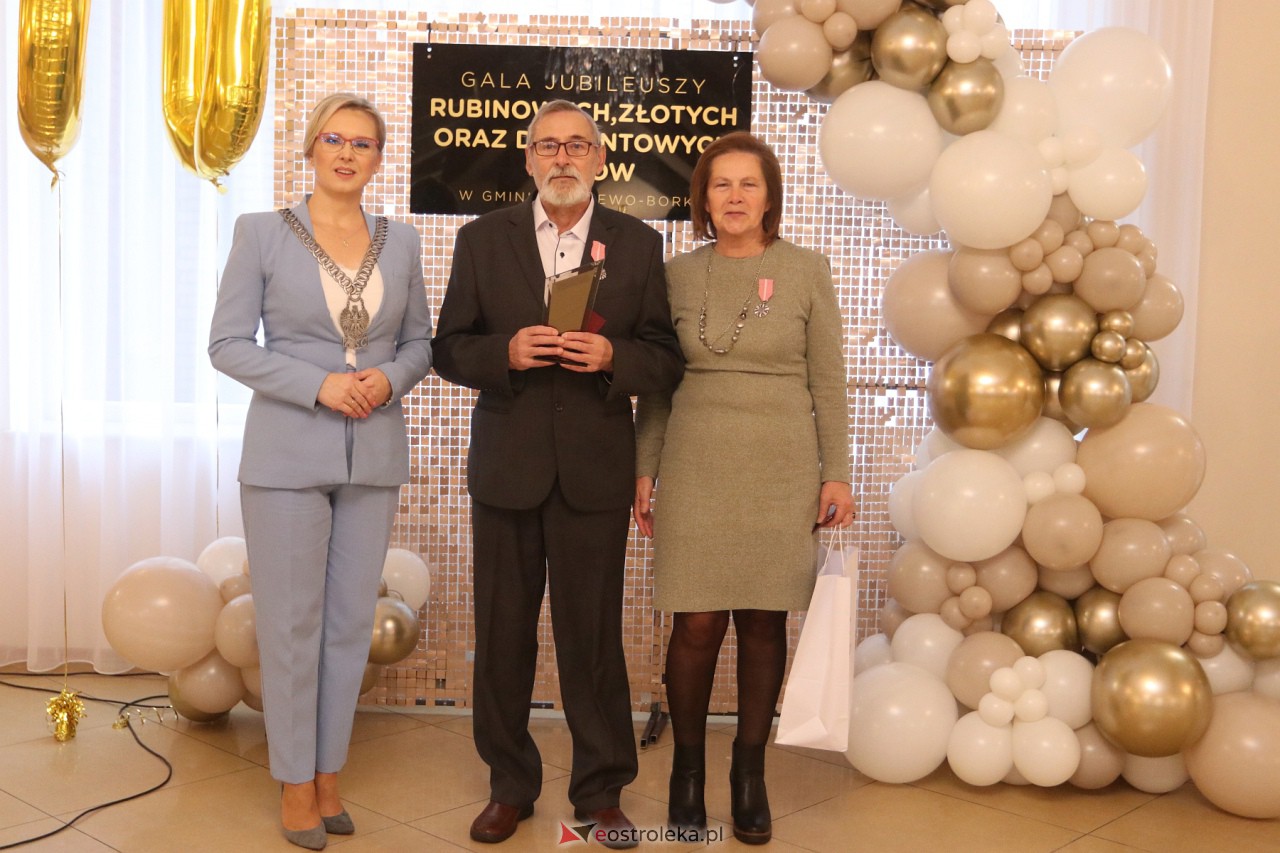 Złote Gody w Olszewie-Borkach [2.12.2023] - zdjęcie #108 - eOstroleka.pl