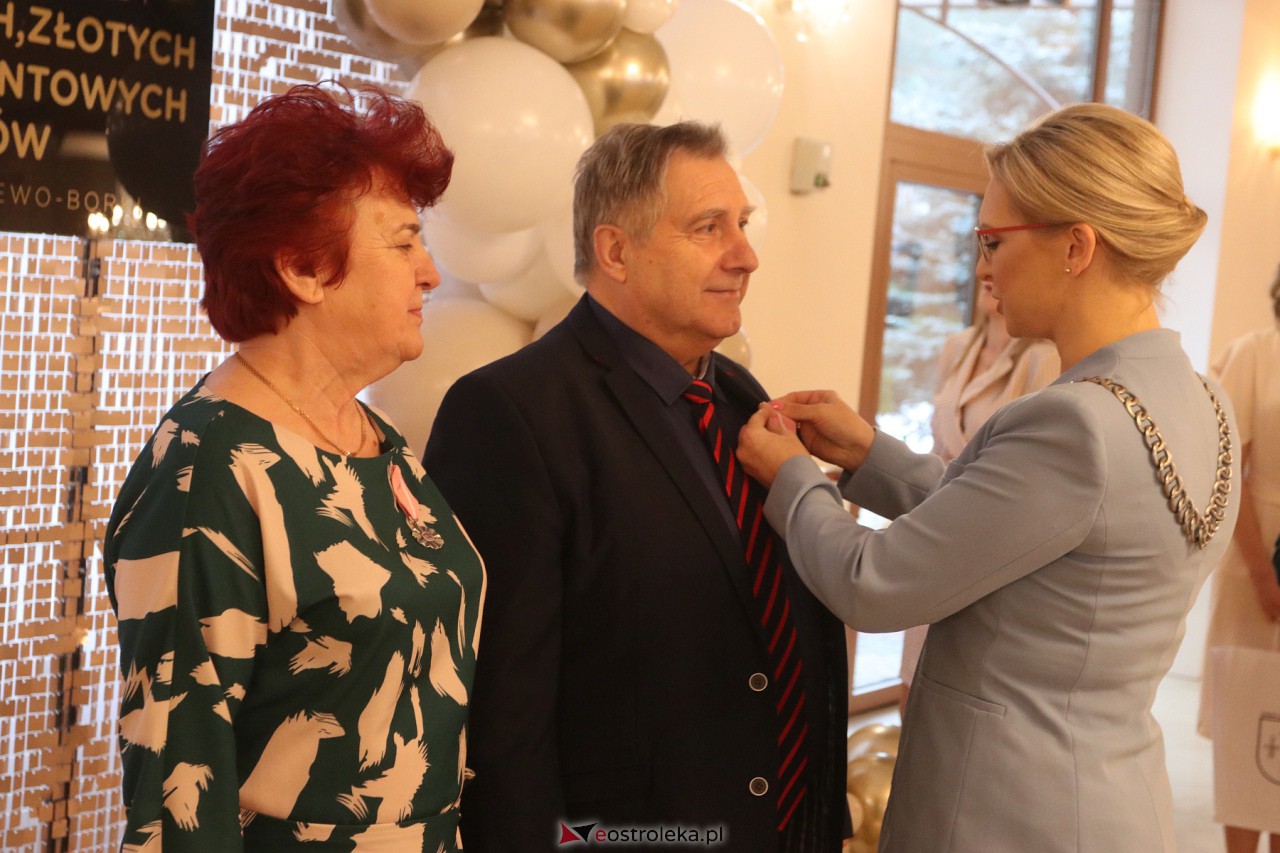 Złote Gody w Olszewie-Borkach [2.12.2023] - zdjęcie #83 - eOstroleka.pl
