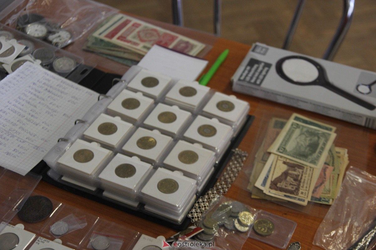 Giełda kolekcjonerska w Klubie Lokator [03.12.2023] - zdjęcie #4 - eOstroleka.pl